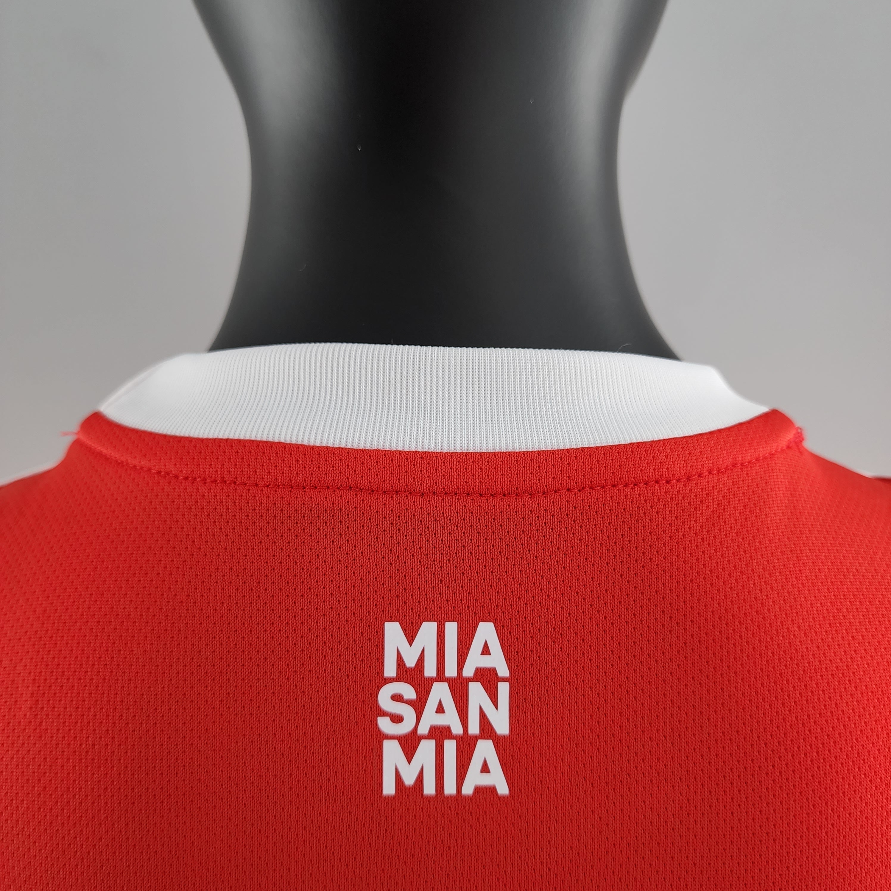 Conjunto Infantil Bayern de Munique 2022/23 - Home