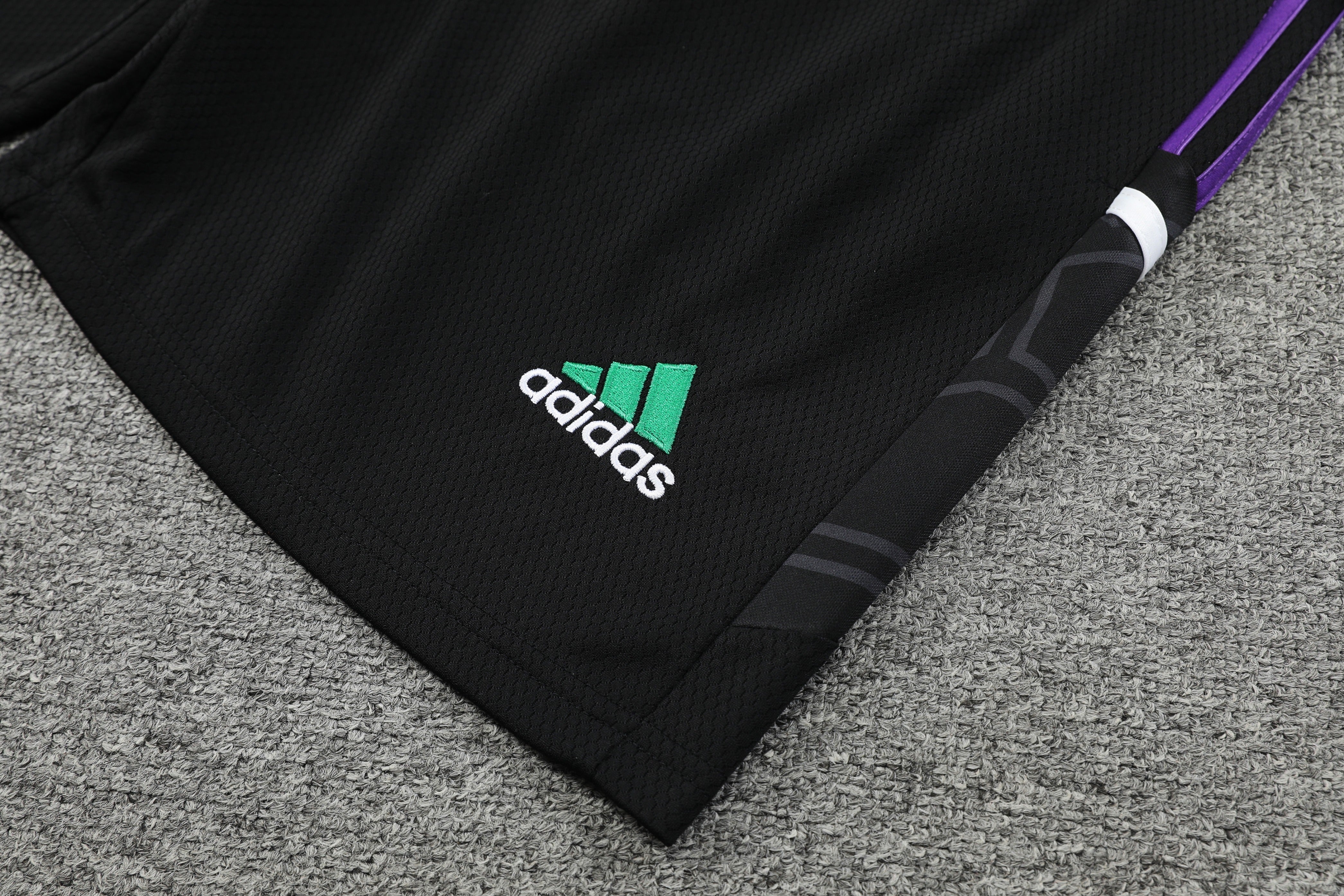 Conjunto de Treino Real Madrid 2023/24 I