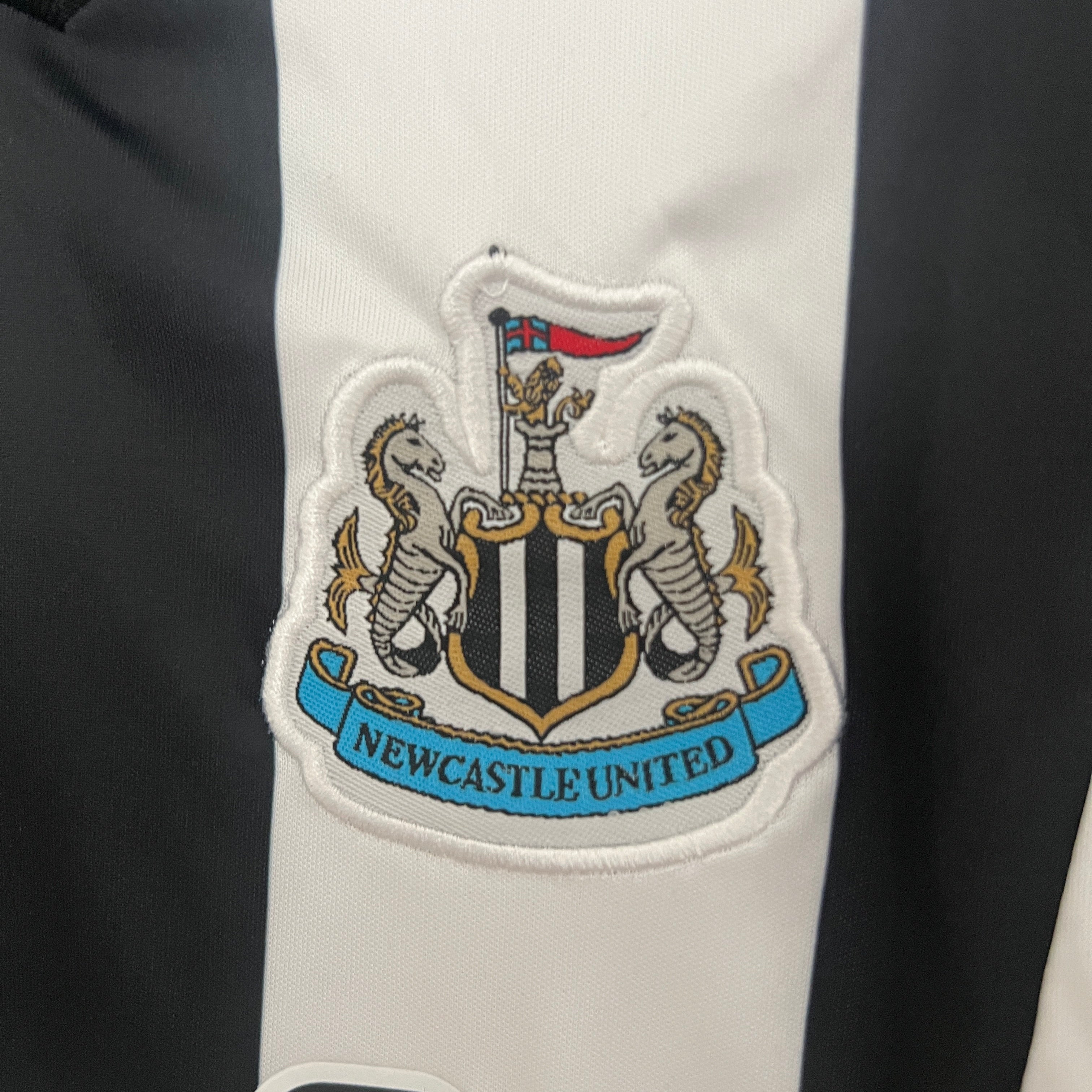 Conjunto Infantil Newcastle 2024/25 Home