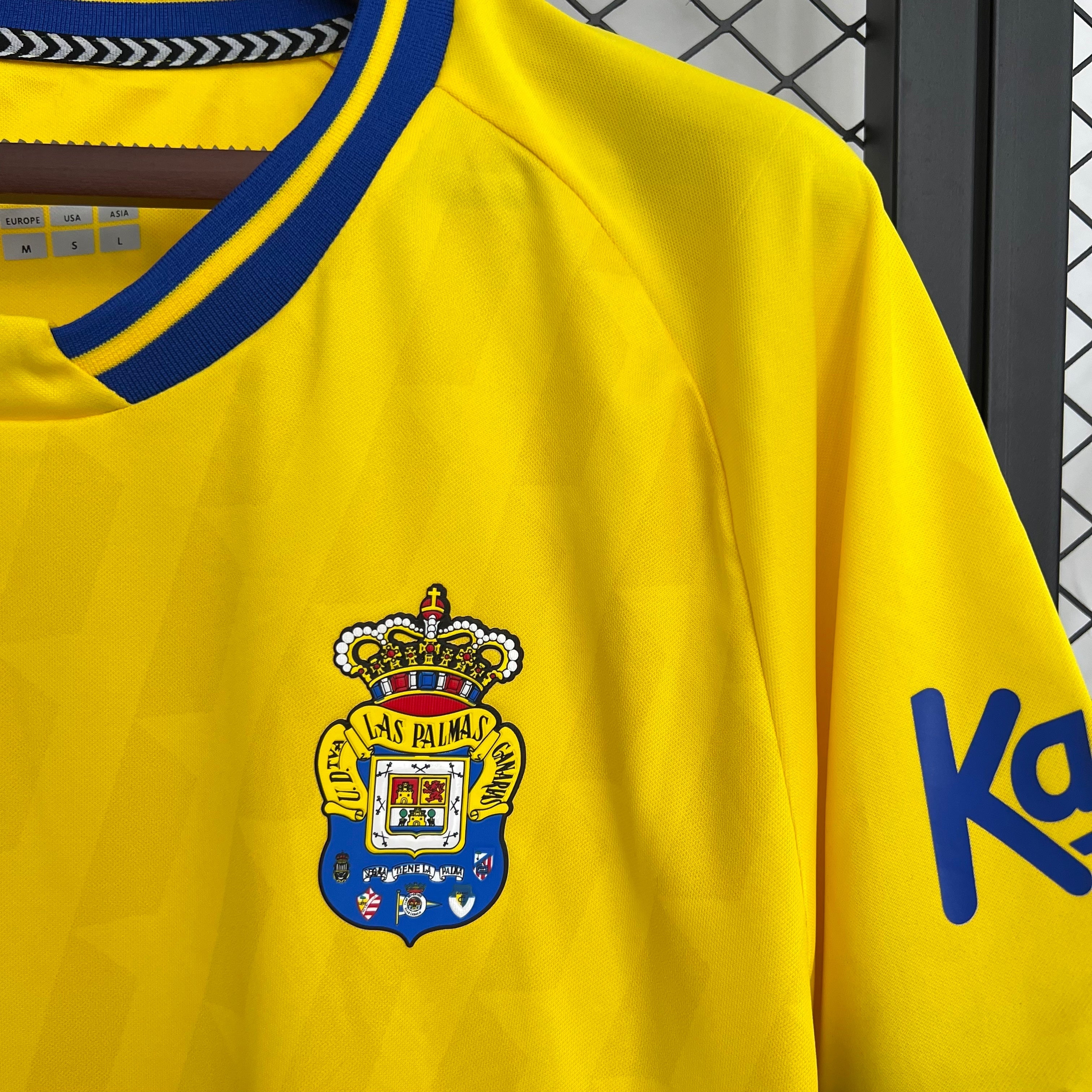 Camisa Las Palmas home 25/26 - Torcedor Masculina