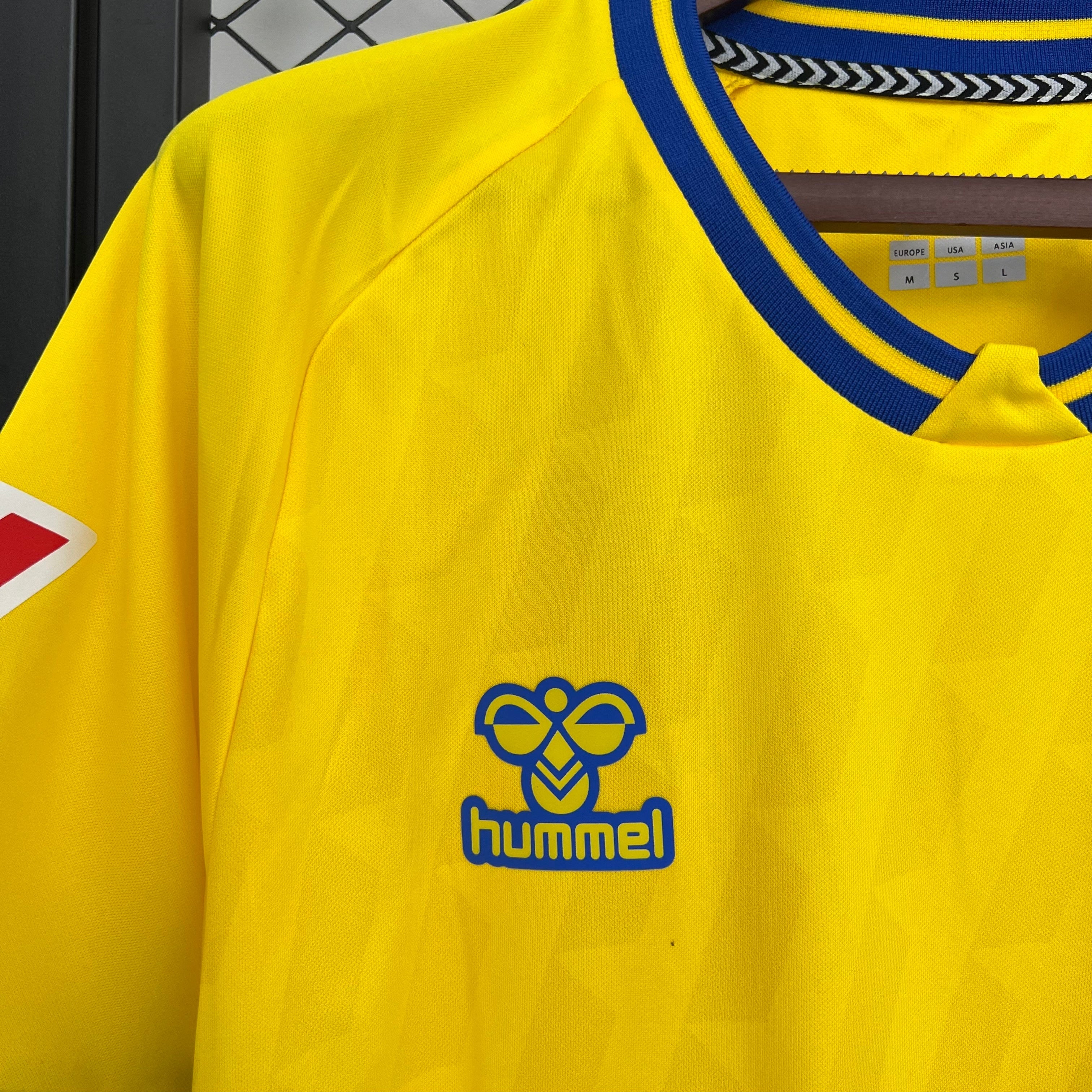 Camisa Las Palmas home 25/26 - Torcedor Masculina