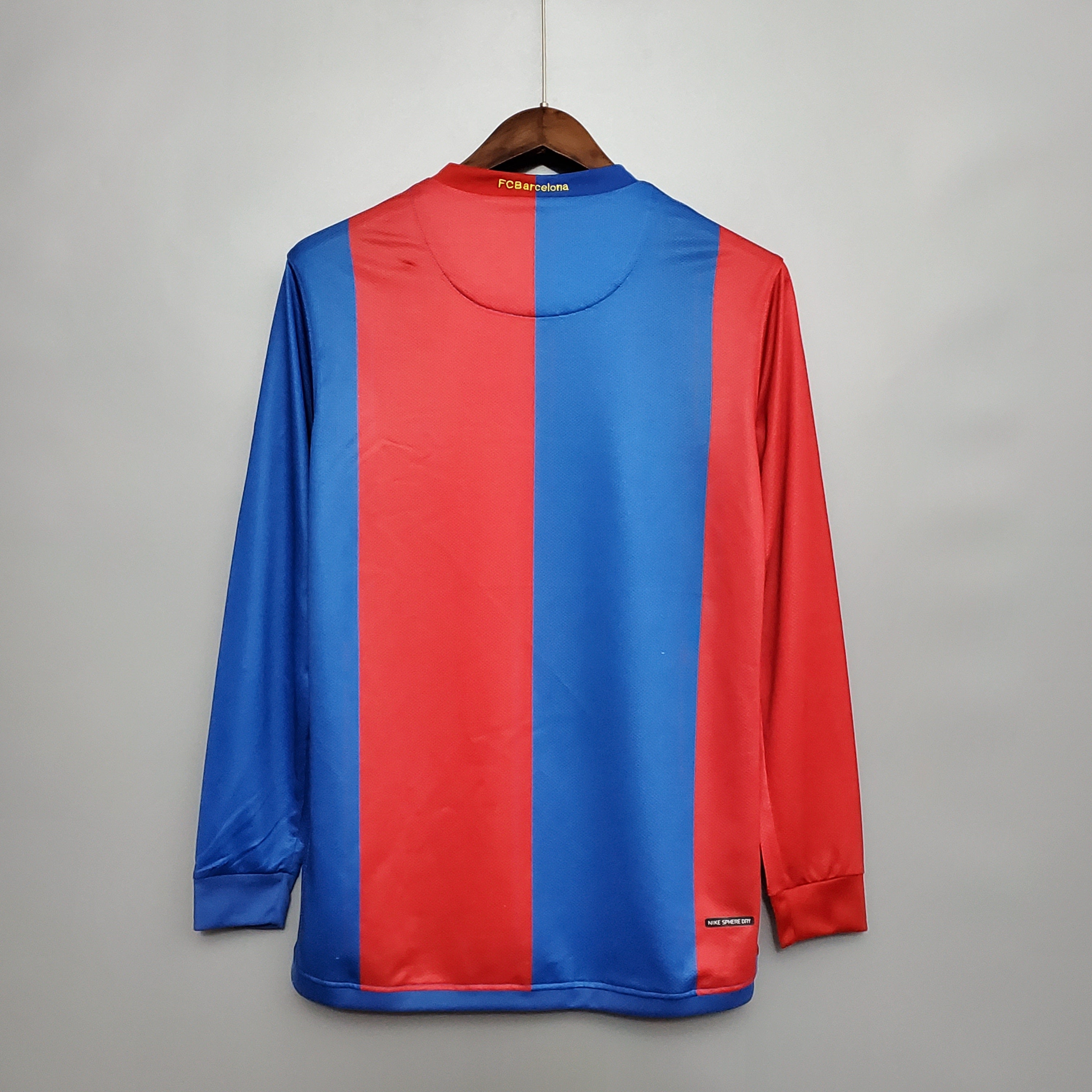 Camisa Retrô Barcelona 2006/07 Home Manga Longa