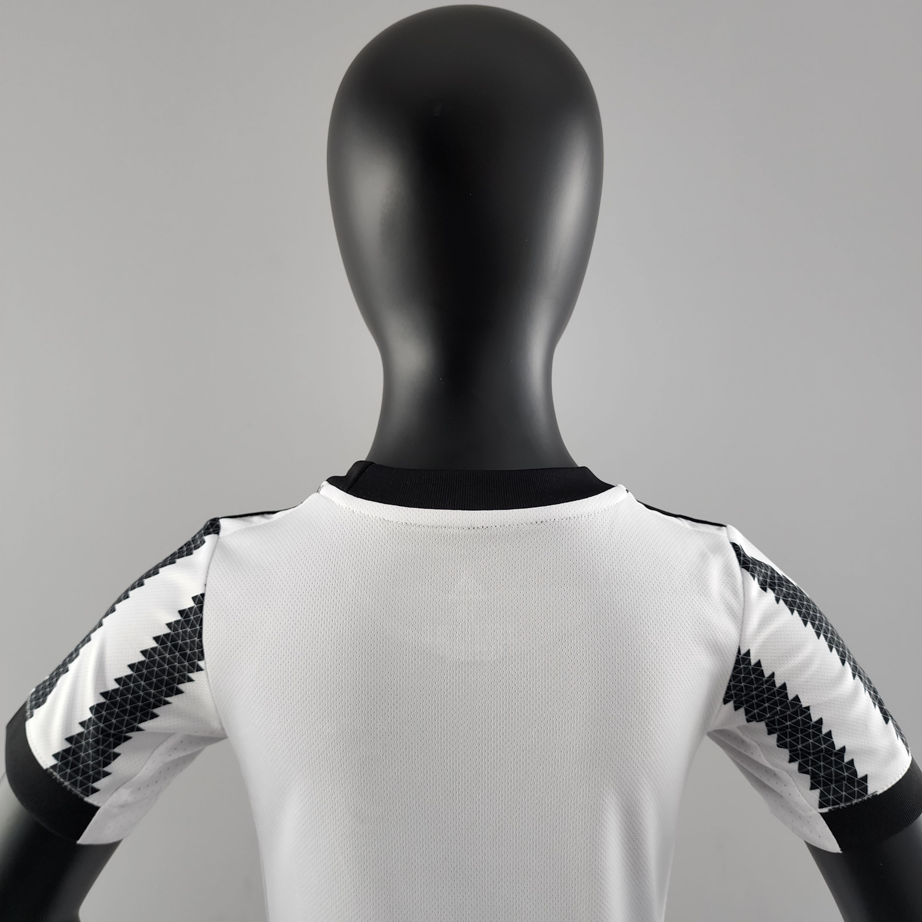 Conjunto Infantil Juventus 2022/23 - Home