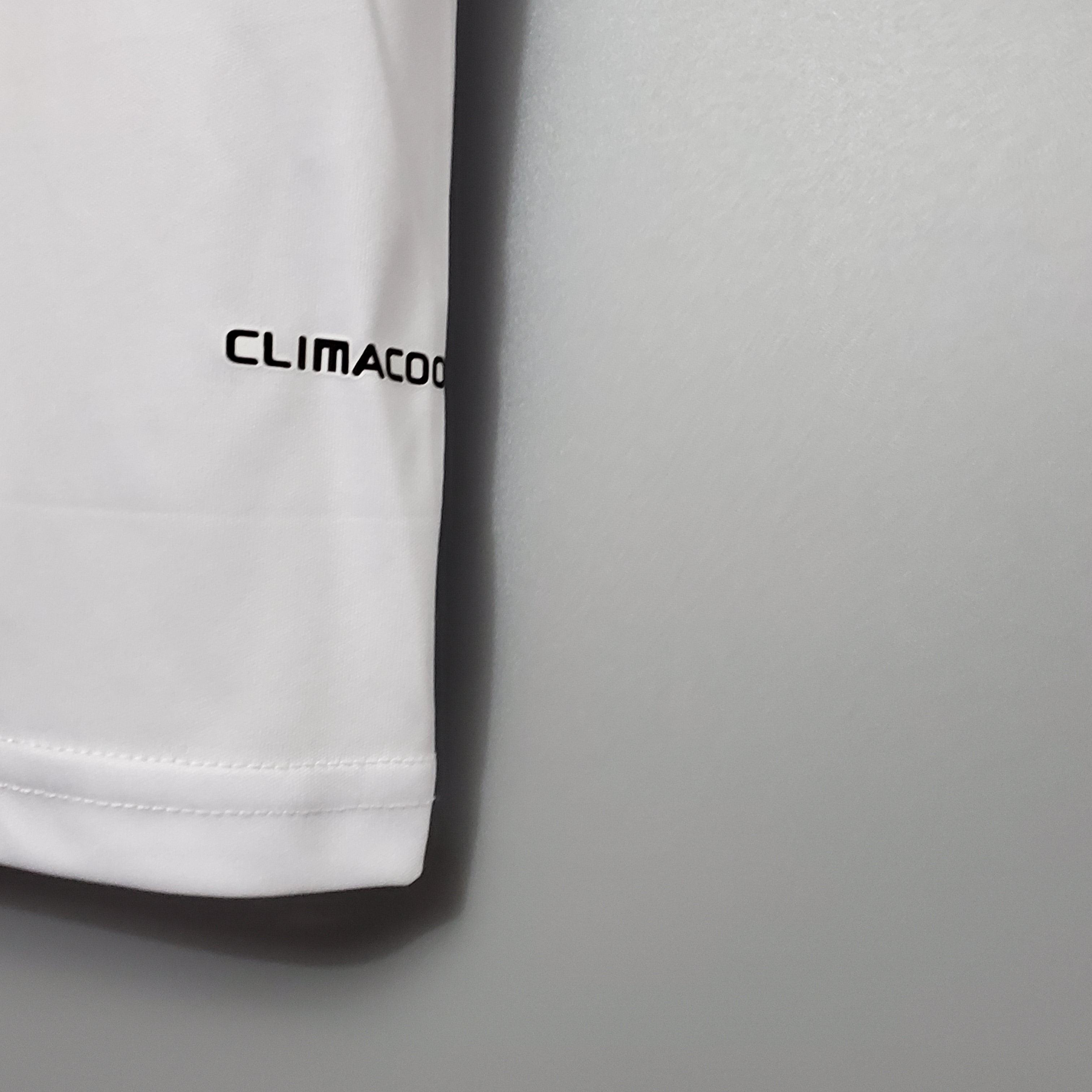 Camisa Retrô Real Madrid 2009/10 Home