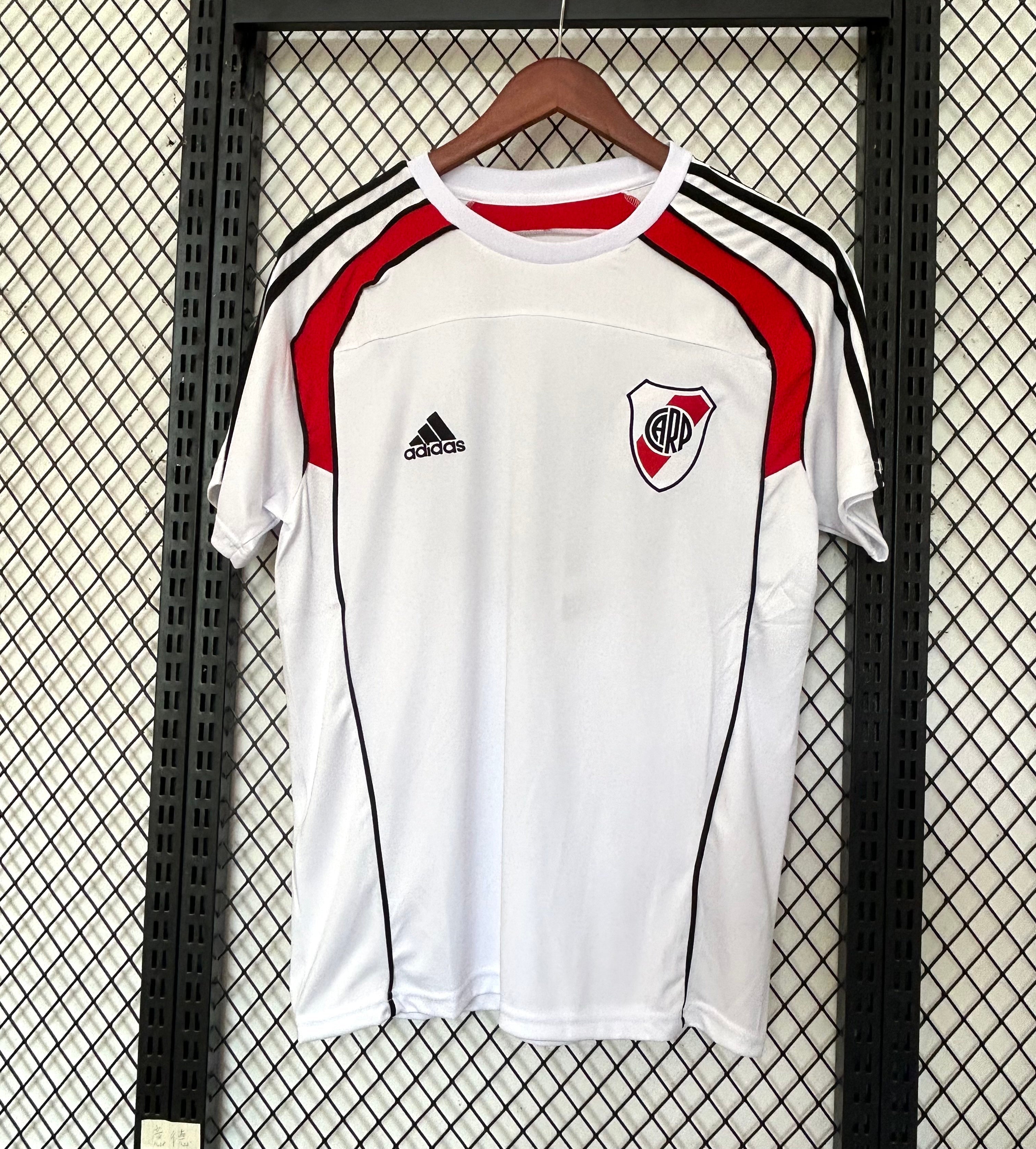 Camisa 25/26 River Plate Training - Torcedor