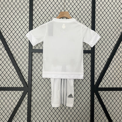 Conjunto Infantil Real Madrid 2015/16 Home
