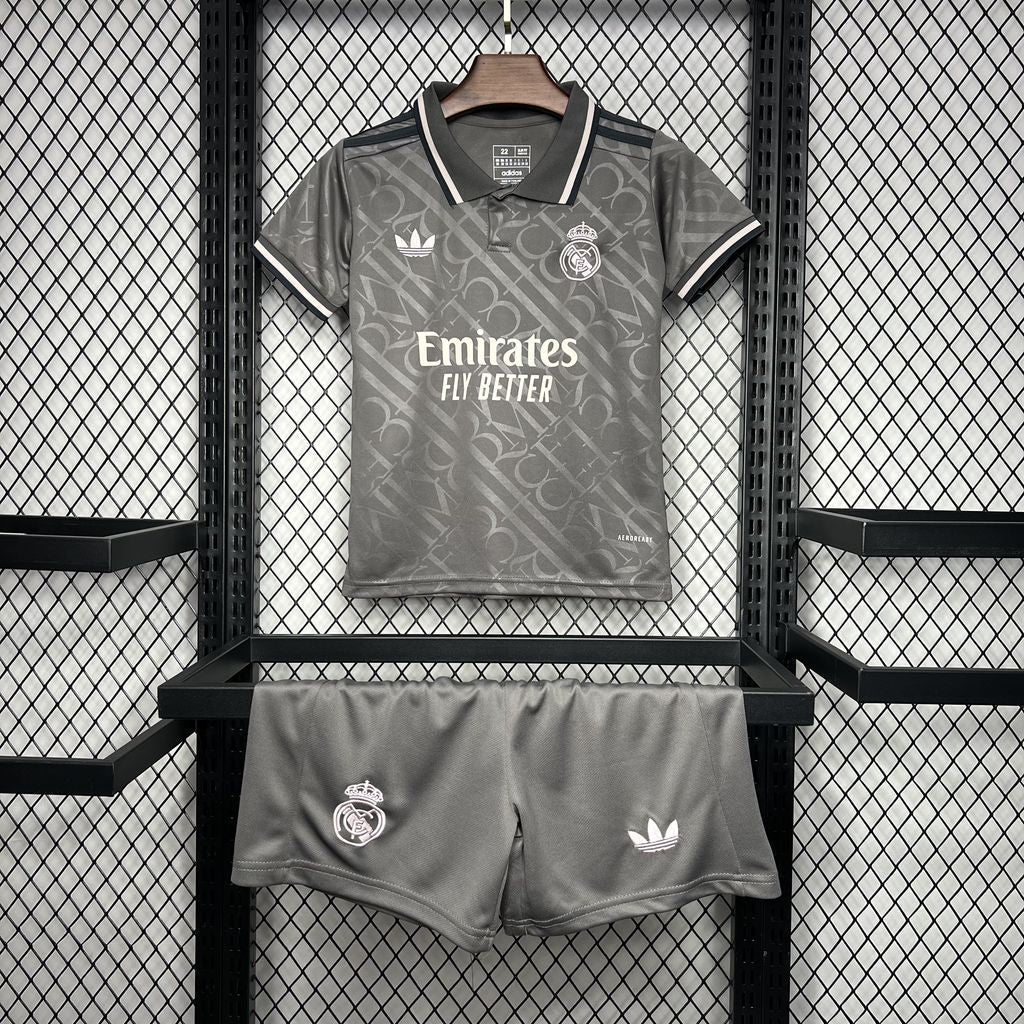 Conjunto Infantil Real Madrid 2024/25 Third