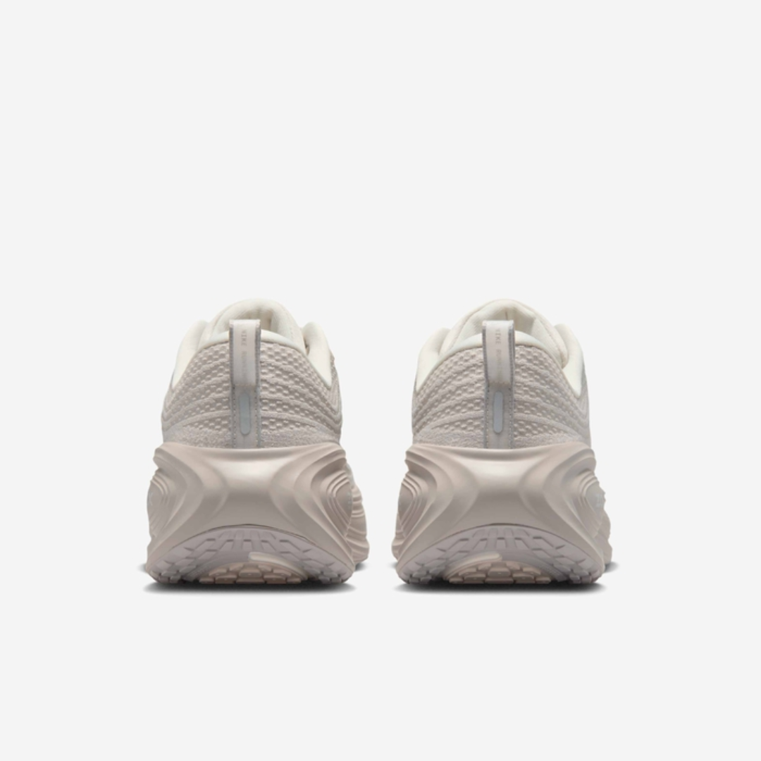 Air Zoom Vomero Plus Ligh Bone pronta entrega