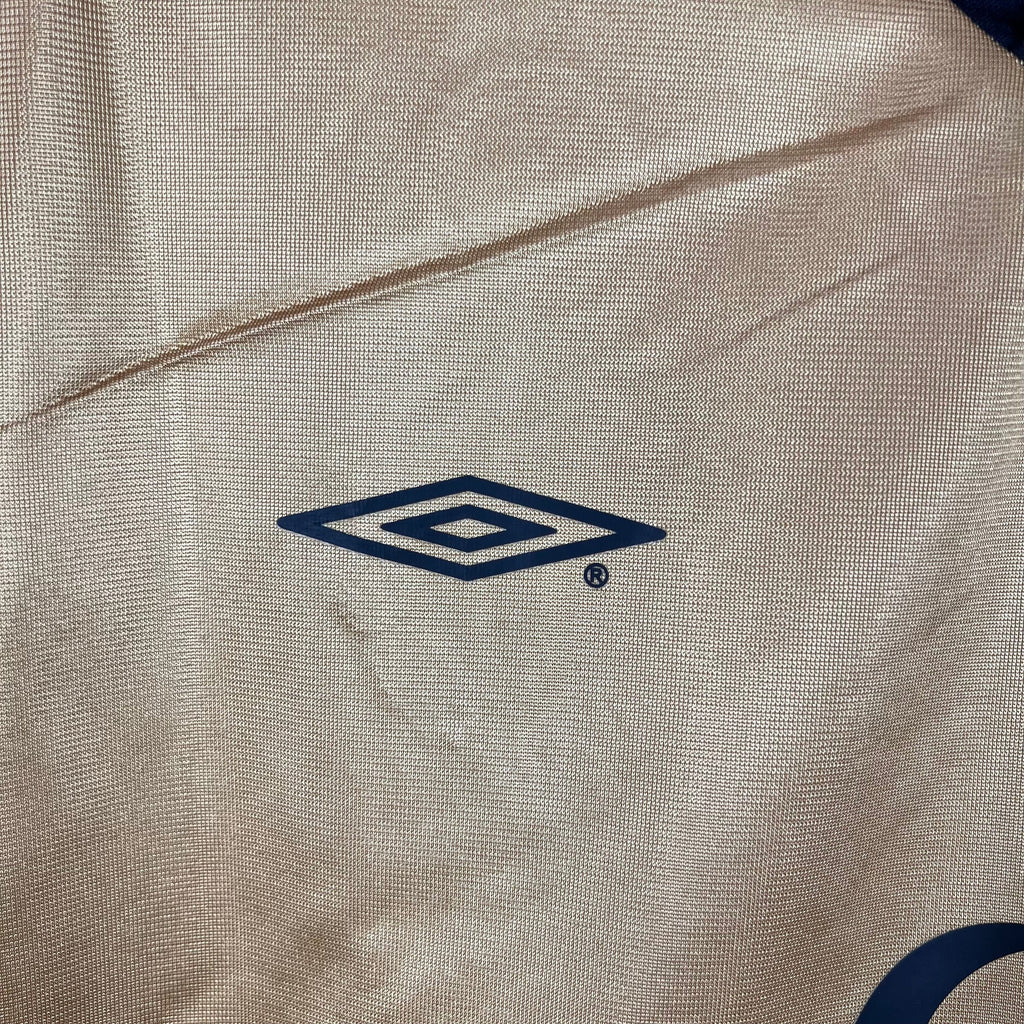 [NOVIDADE] Camisa Retrô Manchester United 2001/02 100th 2024/25