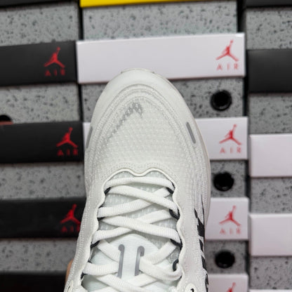 Air Zoom Vomero Plus Run