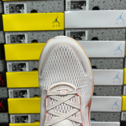 Air Zoom Vomero 18 Light Soft Pink