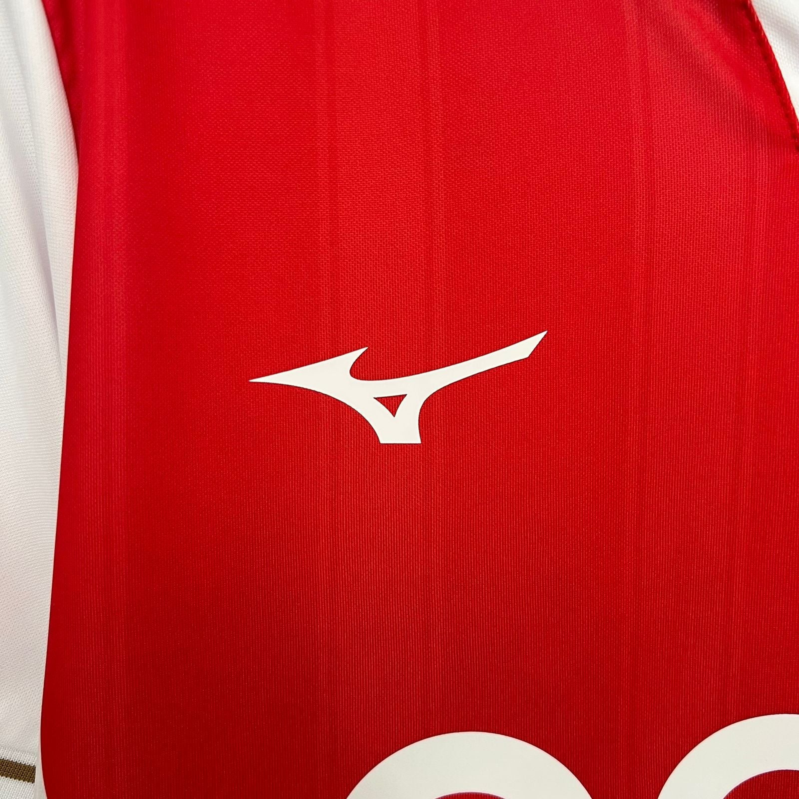 Monaco primeiro uniforme 2025/26