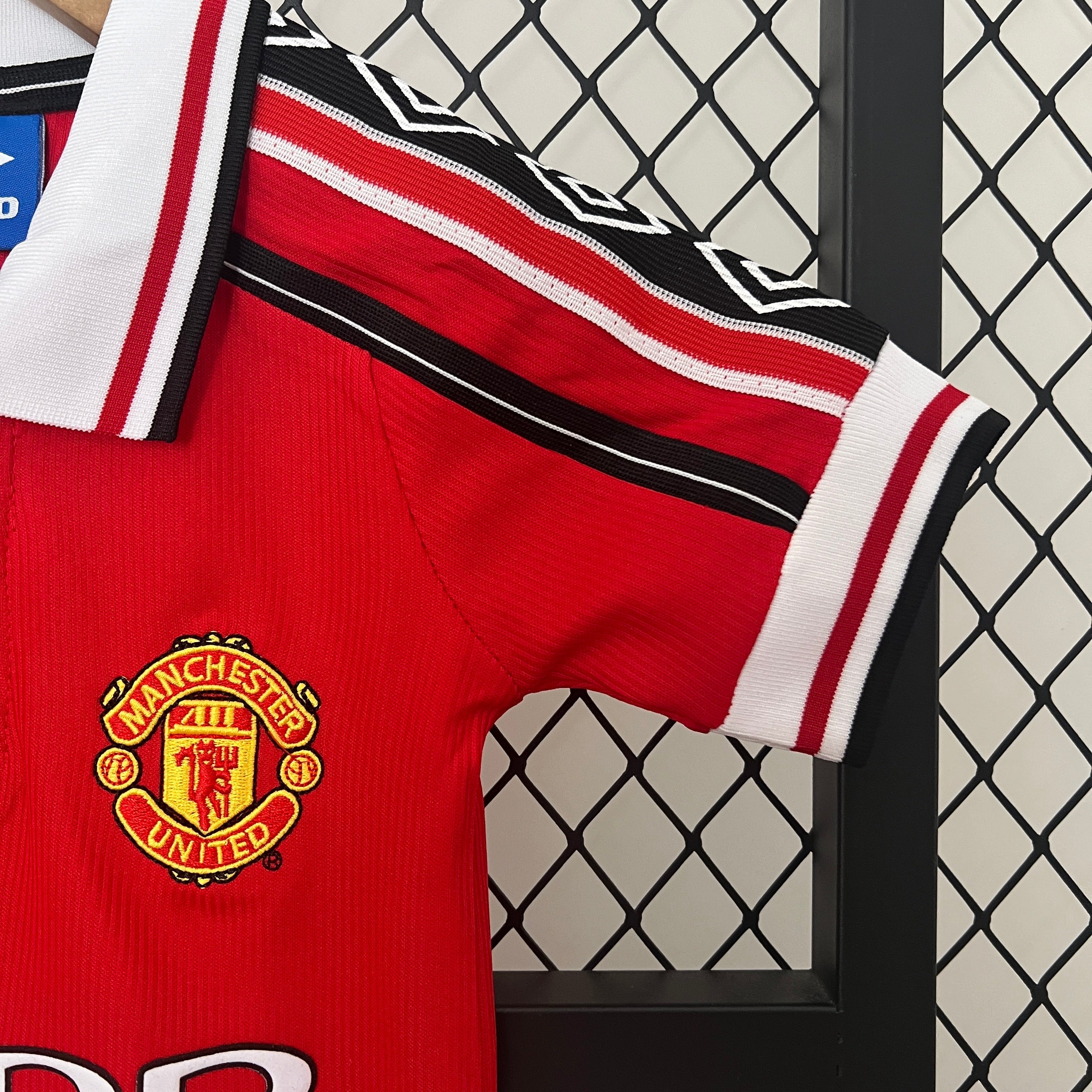 Conjunto Infantil Manchester United 1998/99 Home