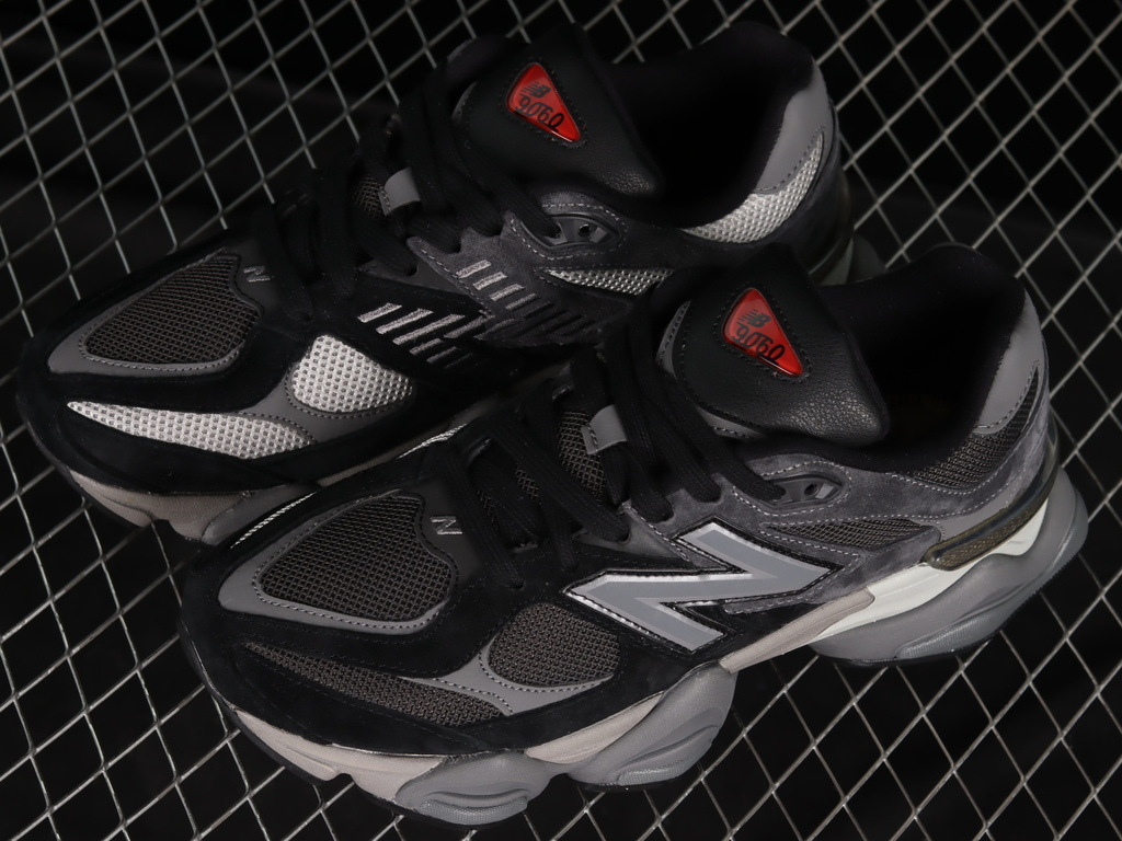 New balance 9060 black & castlerock