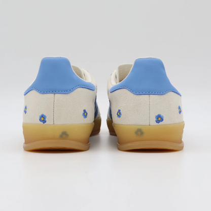 Gazelle beige ligh blue floral