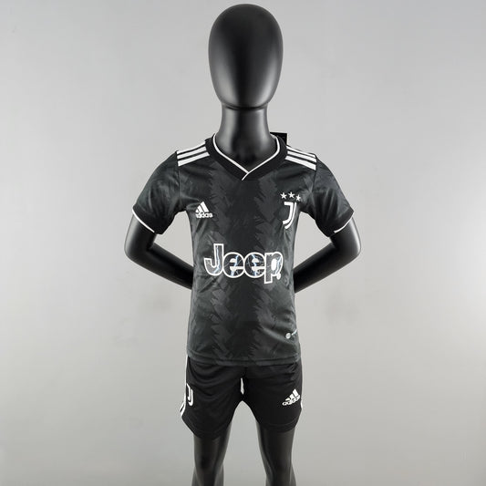 Conjunto Infantil Juventus 2022/23 - Away